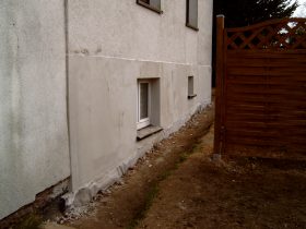 Terassenseite verputzt