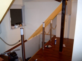 Treppenaufgang mit Beleuchtung