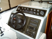 Innensteuerstand Fairline Corniche 31 "Coconut"